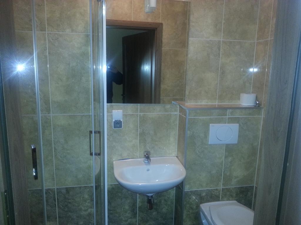 Pensjonat Lew Jaskiniowy Stronie Slaskie Room photo